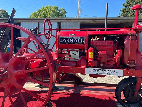 Farmall Red Tractor